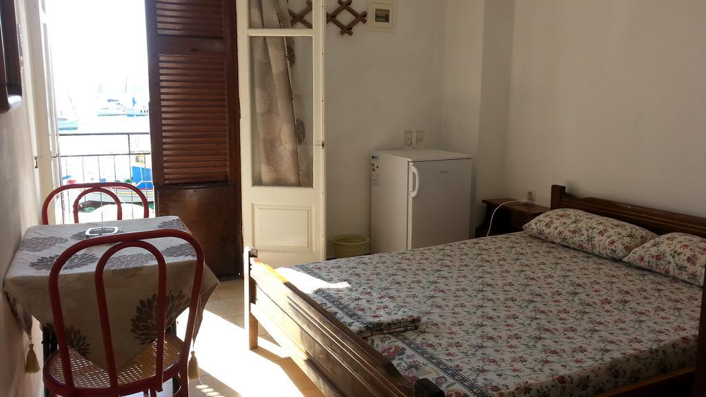 Marina'S Rooms Lipsi Quarto foto