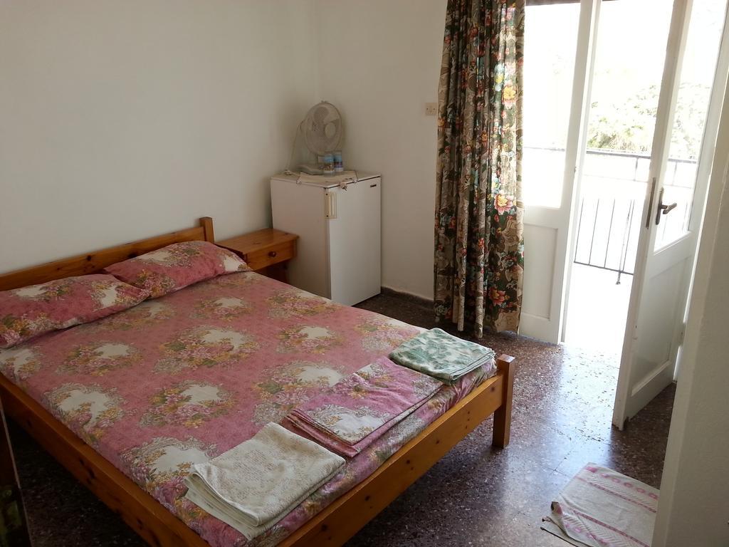 Marina'S Rooms Lipsi Quarto foto