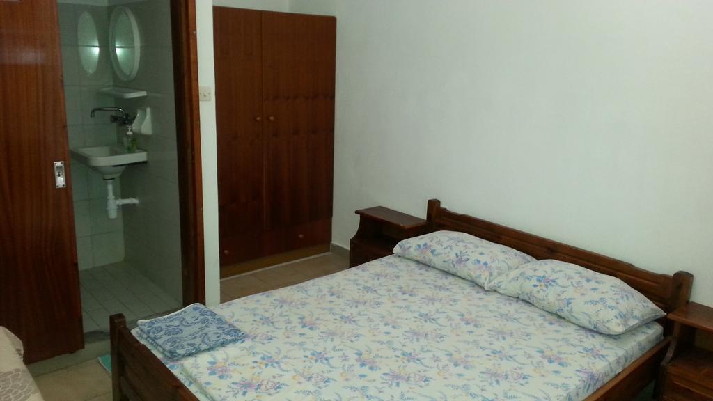 Marina'S Rooms Lipsi Quarto foto